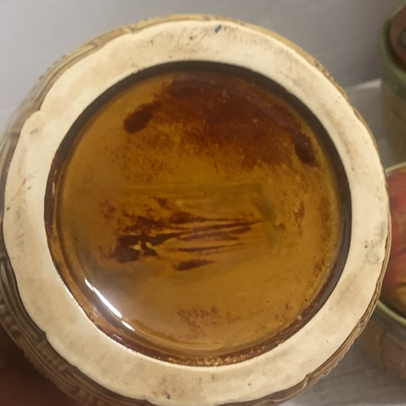 Vintage APPLES IN A BASKET Canister 3 piece set …   EXCELLENT CONDITION - Picture 14 of 16